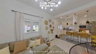 Pis a Avenida islas canarias 16. Diseño, luz y comodidad en avenida islas canarias