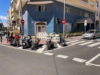 Local Comercial a Calle San Martin 75