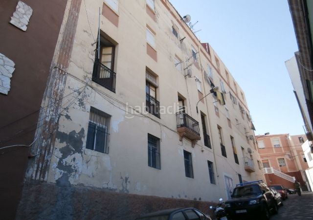 Foto a98a5c40-fbd2-42e0-baa9-4ef9c309371e. Pis a Centro Ceuta