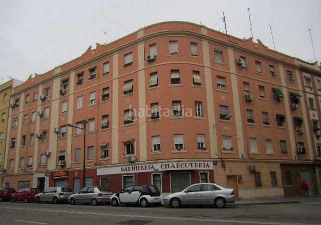 Foto abcf5edd-90ef-470c-b7e6-49b6673766e9. Pis a Les Tendetes - Avenida Burjassot Valencia