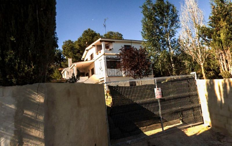 Foto 875f0004-8b50-449b-a540-ffd723eec1d3. Pis a Monserrat