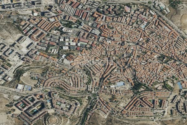 Foto dda8f5d9-340f-4373-be79-0f7b15f4a1ea. Aparcament cotxe a Centro Arganda del Rey