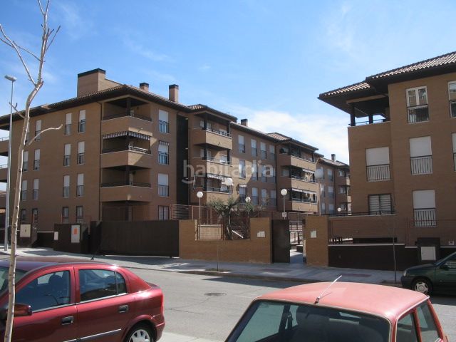 Foto 1019079e-53bb-4a32-98aa-eb5162710a96. Aparcament cotxe a Humanes de Madrid