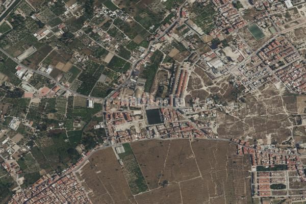 Foto c625aebd-0580-47e6-9a20-d6b0ba2090bf. Aparcament cotxe a San José de la Vega Murcia