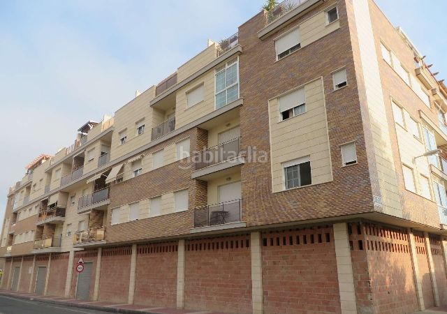 Foto f9bf3b40-ae31-4705-b01d-c6358718a4ab. Aparcament cotxe a San José de la Vega Murcia