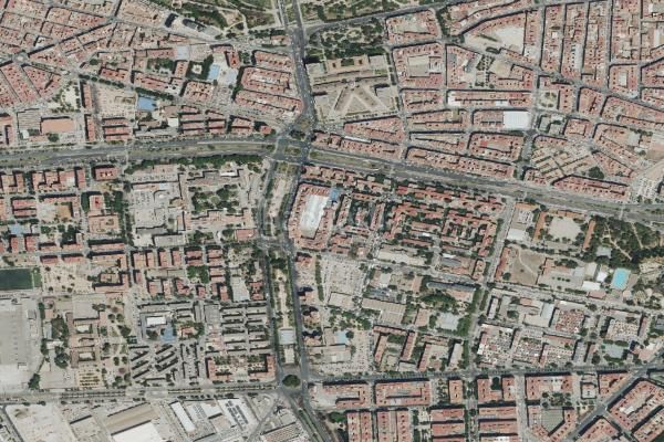 Foto b133d756-990d-4243-8b12-a598d4878c63. Pis a Tres Forques Valencia