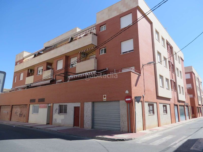 Foto fa384af4-b36c-49f0-9f28-11e7389c47af. Pis a Beniaján Murcia