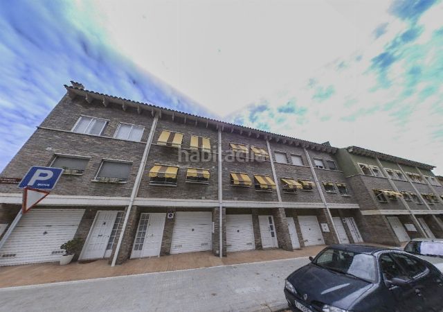 Foto 24dc5c52-2b3d-4b76-aea0-6b295bbc6d4a. Pis a Ponent Reus