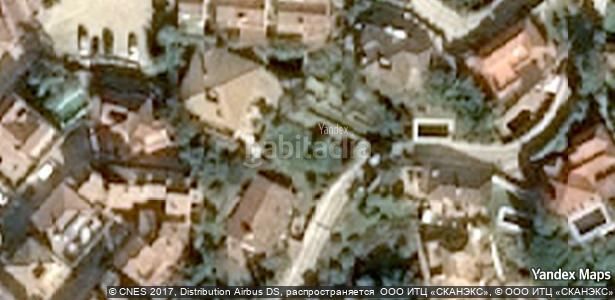 Foto 5eda9e85-bba7-4133-a67b-e23d2b287d50. Aparcament cotxe a Benahavís pueblo Benahavís