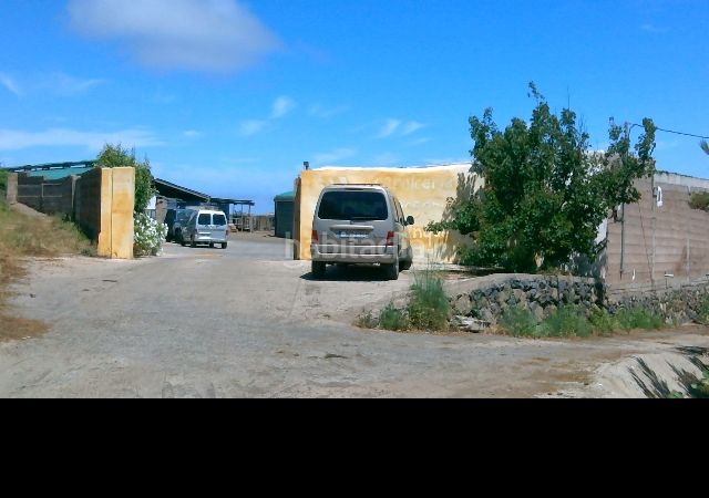 Foto 18b2a2b8-259c-4c58-98f4-e72e845c7fc9. Masia a Tanque (El)