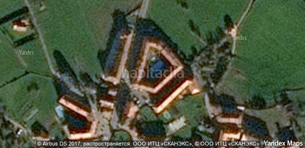 Foto 9a8a62ca-d8be-485f-81ce-d3971e0967d3. Aparcament cotxe a Voto