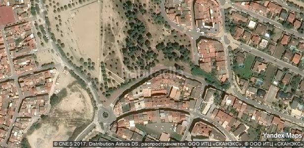 Foto 720f6e81-9ff4-4acd-8f49-9b9139118843. Aparcament cotxe a Ponent - Set Camins Igualada