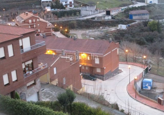 Foto ee0279fa-4d56-4b02-8bdd-28013b12cb45. Casa a Viguera