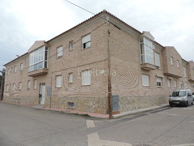 Foto a0e421df-59ef-4ab7-bff4-a1d634cb2ab8. Pis a Polán