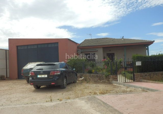 Foto 9580ab9a-c2d5-438a-835b-36ff530032d1. Pis a Arquillos