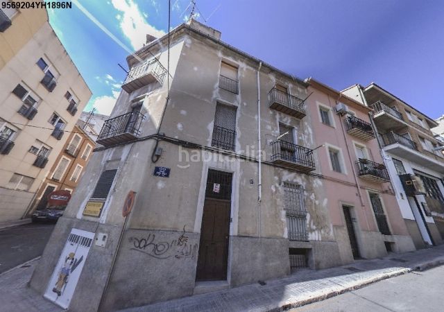 Foto 3c4cda87-de01-4007-bba8-e29557723a2e. Casa a Eixample Alcoi
