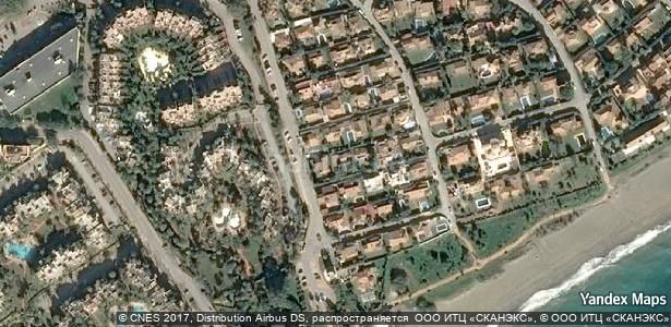 Foto d44fcbf9-3546-487e-a380-efcd15a3f735. Aparcament cotxe a Villacana - Costalita - Saladillo Estepona