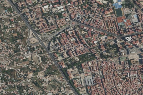 Foto c46e8fec-72db-4410-ad81-8b4f8a58ff69. Aparcament cotxe a San Antón Murcia