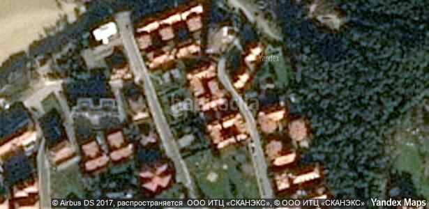 Foto e951ec25-d1dc-409f-8a5e-2b47ea95e6c1. Aparcament cotxe a Ris Noja