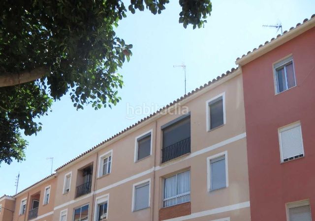 Foto d0ff8aa7-eef3-42ce-bd7b-893ac7b6f528. Pis a Vall d´Uixó (la)