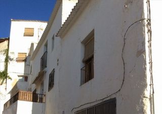 Pis a Colomera. Gran oportunidad de inversión en subastas de activos!vivienda en