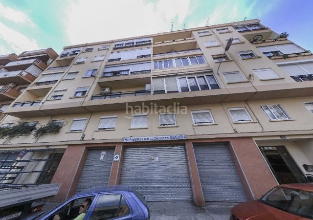 Foto 7c8a15bc-8f44-4087-a527-df6581a4a91e. Pis a Ponent Reus