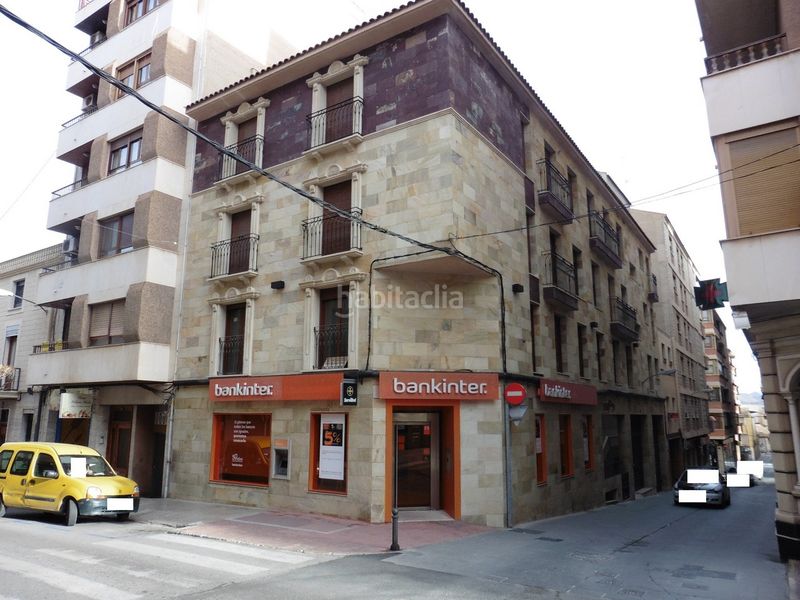 Foto fadf431a-ec0c-4558-a358-040e77250b51. Aparcament cotxe a Yecla