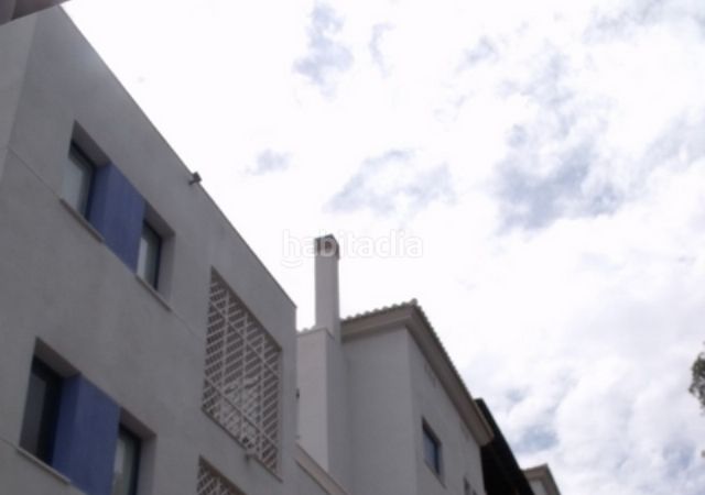 Foto 9c2de962-faa0-4bbf-8ed7-28a231638858. Aparcament cotxe a Castell de Ferro