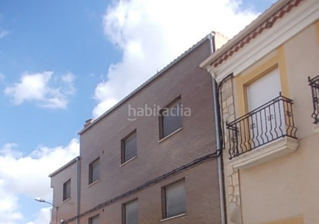 Foto cb791ba5-e47a-40a8-a811-753ee18e5db0. Local comercial a Fuentes