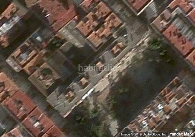 Foto e3262593-e818-45f2-bdfa-0f4a46fd2d01. Aparcament cotxe a Llevant Reus