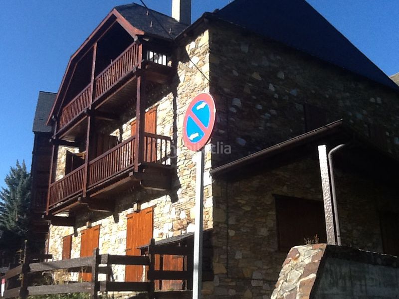 Foto 31f6302d-be1f-4413-b964-23a197dd3b4c. Aparcament cotxe a Garòs Naut Aran