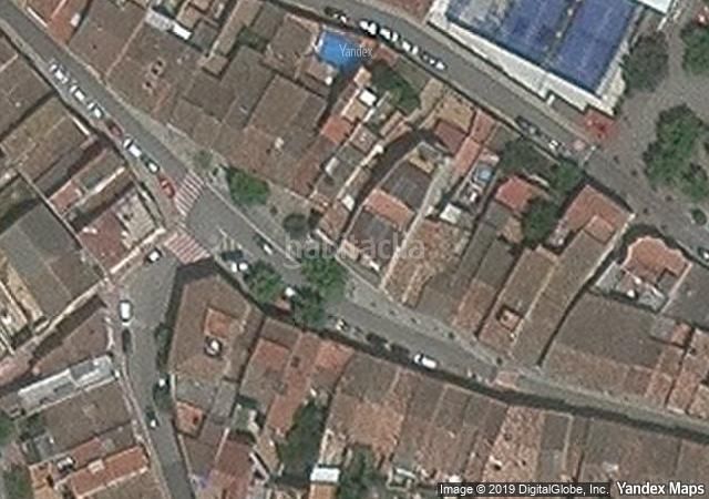 Foto 62344879-7082-4df9-80c8-7569f6e54b9e. Aparcament cotxe a Masquefa