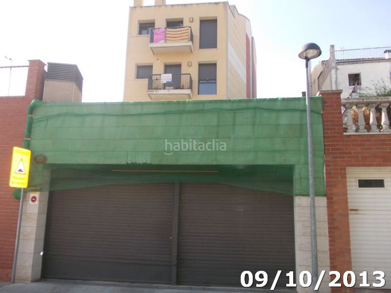 Foto a142a681-0615-4fb7-b7d1-27371ed0dec6. Aparcament cotxe a Masquefa