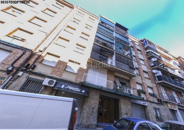 Foto bf5350ee-acd4-4b54-93cb-2197e2bf30c6. Pis a Mercat Rubí