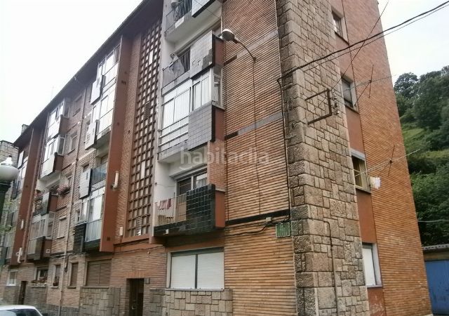 Foto e7eb9968-e2eb-428e-82d8-ddd2daec0d23. Pis a Riosa