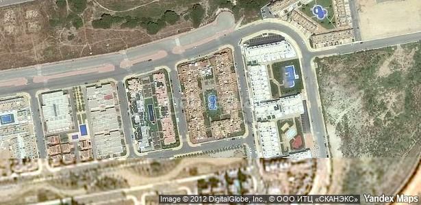 Foto c0546369-eba1-42c8-ba9f-accd5b8440f2. Aparcament cotxe a Lomas de Cabo Roig - Los Dolses Orihuela
