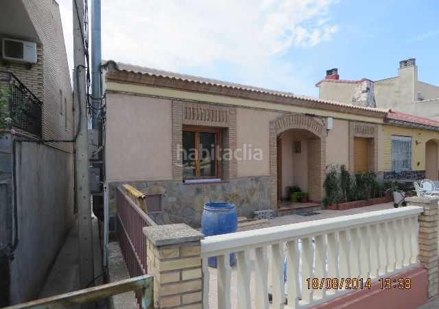 Foto f981bf2c-a7a6-469f-bf62-9653c5049b39. Casa a Épila