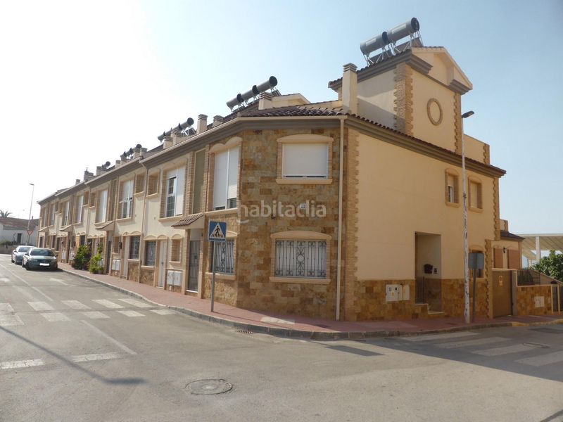 Foto a6b06dae-c19d-40a3-9eda-18f97941e468. Pis a Abanilla