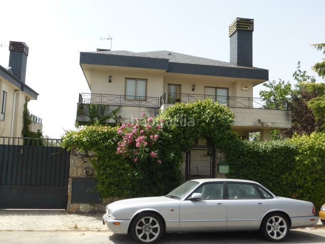 Foto 90dee7a5-88a7-482a-b43b-bf97298633ba. Pis a El Monte Torrelodones