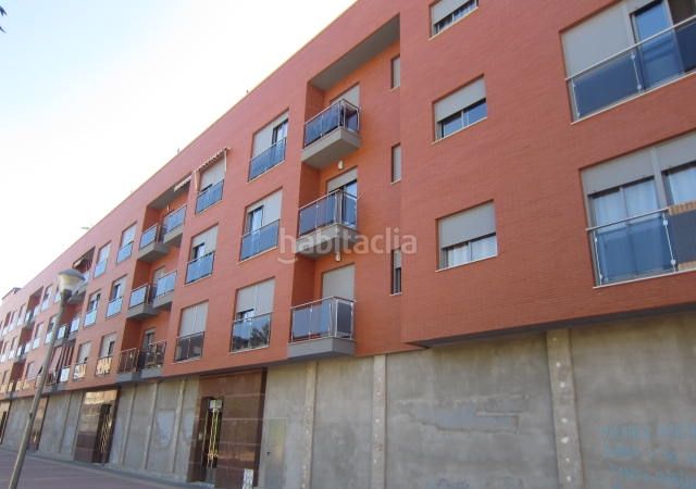 Foto d65472f5-6787-44fc-9247-77f9a209ac54. Aparcament cotxe a San José Lorca