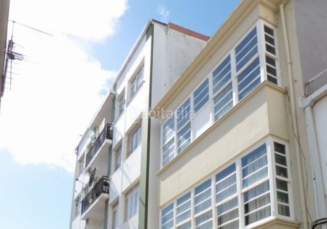 Foto 0874efc4-7e18-4f35-bb93-5544076a1b87. Casa a Canido Ferrol