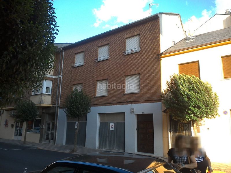 Foto e56f68c5-ab39-4005-8c1d-3f64d70867ba. Local comercial a Bembibre
