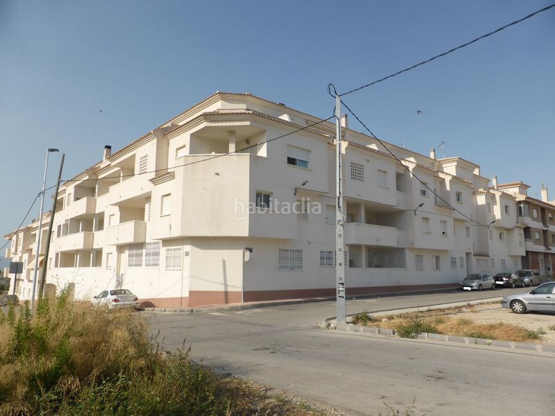 Foto 44a982e6-f911-4df0-8685-a9534b34ef14. Aparcament cotxe a Abanilla