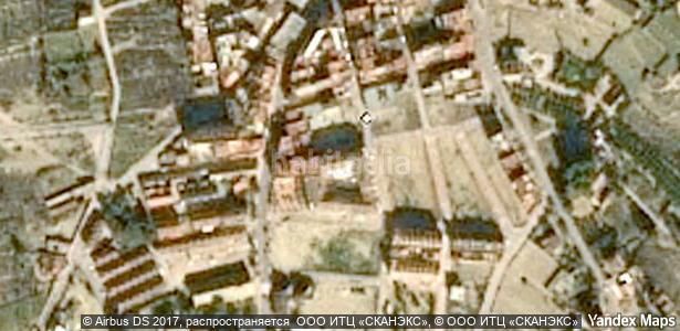 Foto 8645010b-f15f-4e40-9621-95d26edf407e. Aparcament cotxe a Abanilla