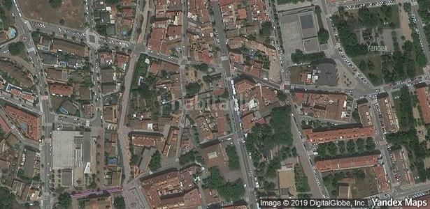 Foto b1e77e12-9180-4b5b-a000-2edb779bb56c. Aparcament cotxe a Pallejà
