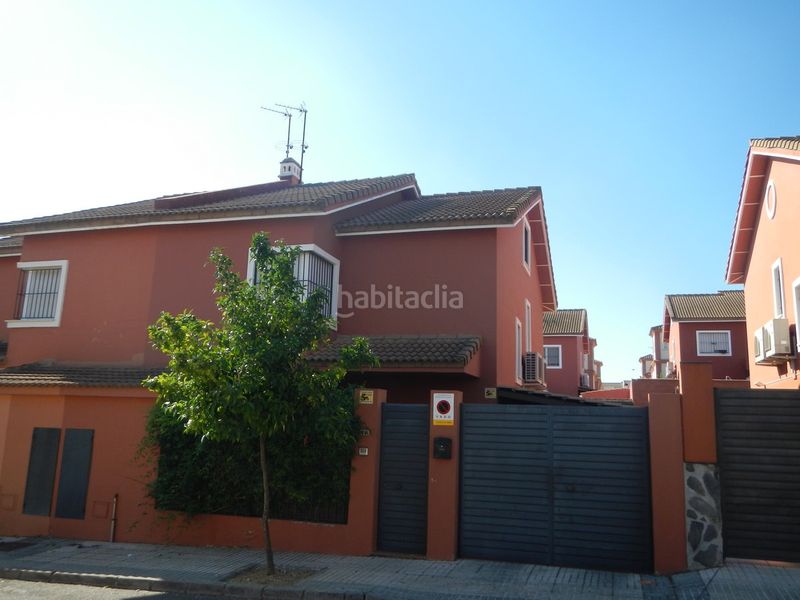 Foto 55bc8649-70cb-46d7-bc4c-a17f20e15bd0. Pis a Centro Bormujos