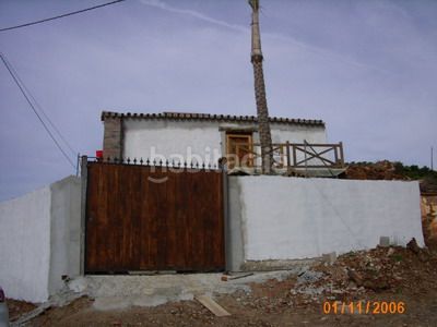 Foto a151f315-69c4-4f4e-bdca-e18a165552ee. Casa a Benajarafe