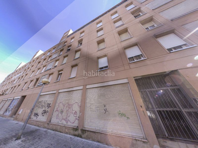 Foto 364ad711-ceb9-4ef4-85e7-1eba7465d7ec. Local comercial a Llevant Reus