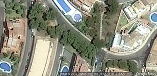 Aparcament cotxe a Zona Centro Comercial Torrequebrada. Gran oportunidad de inversión en subastas de activos!garaje en v
