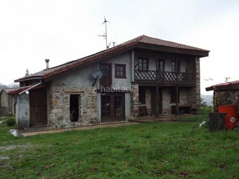 Foto 9423b7a3-9e0c-4401-b6da-021374e9a69f. Pis a Colunga